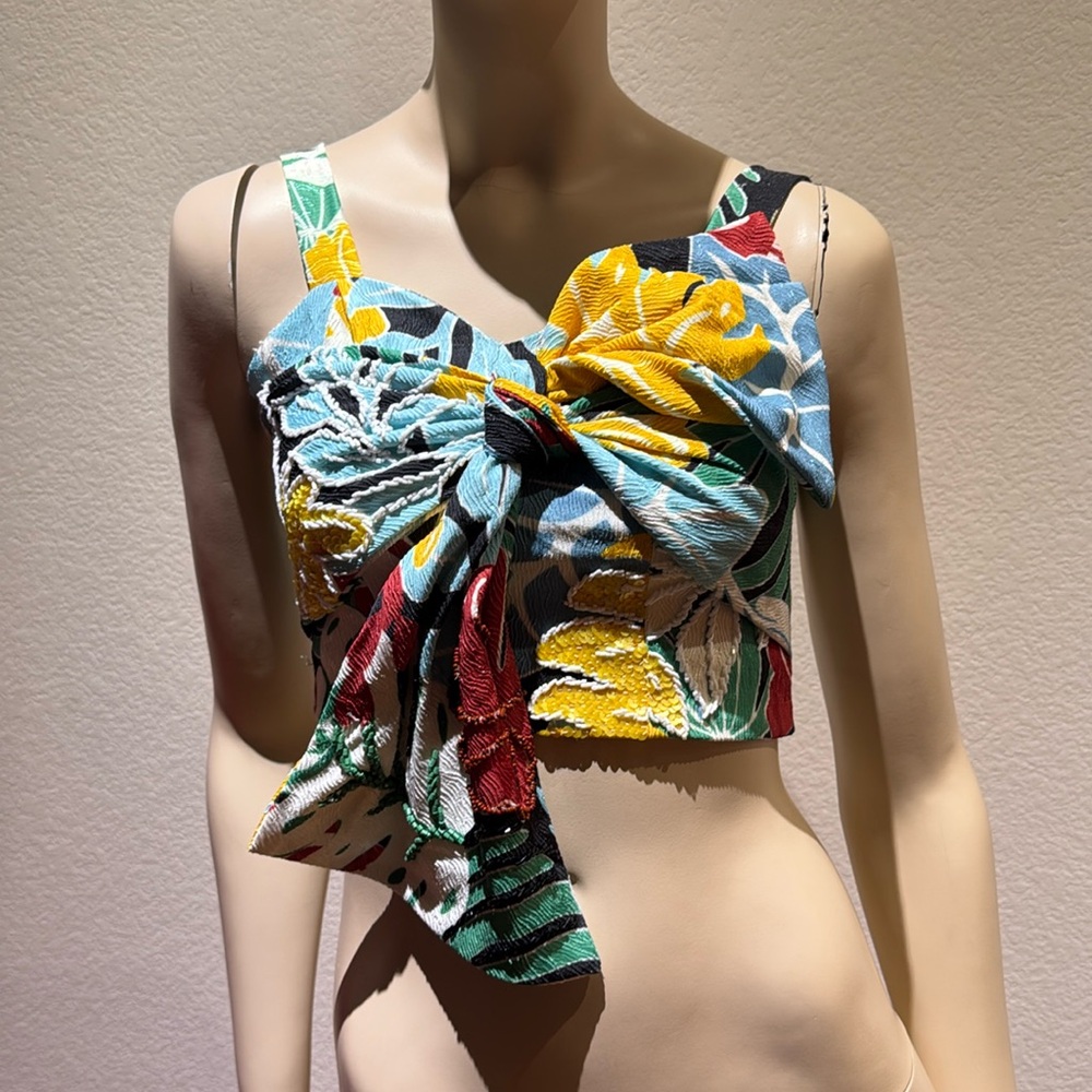 PatBO Colorful Floral Bow Crop Top